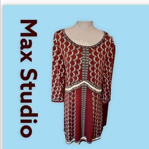 🌹NWOT Max studio maroon Geo print sheath dress with three-quarter sleeves🌹